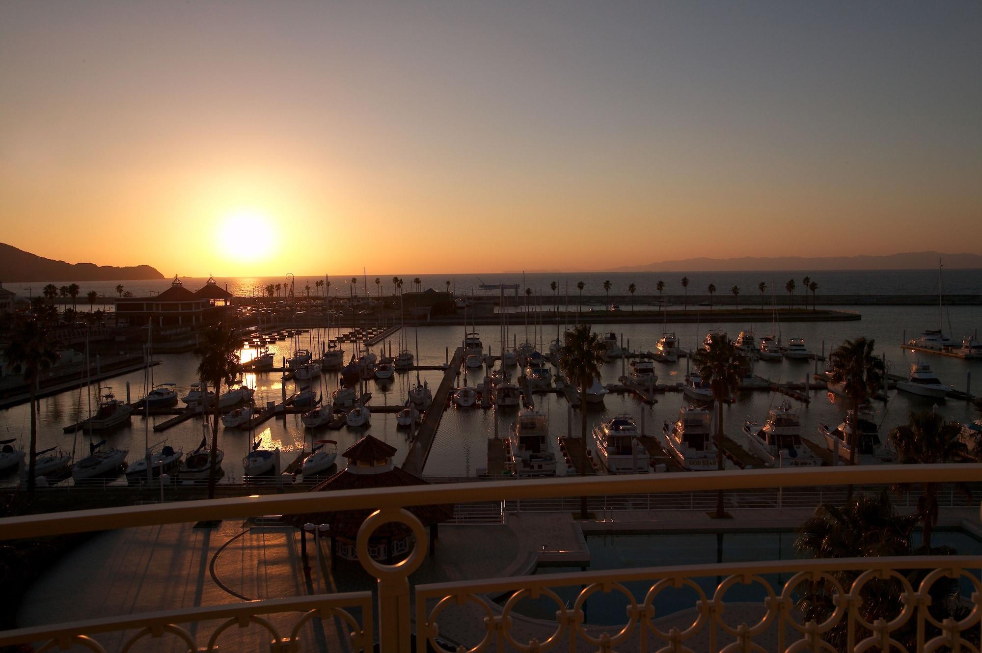 Wakayama Marina City Hotel Екстер'єр фото